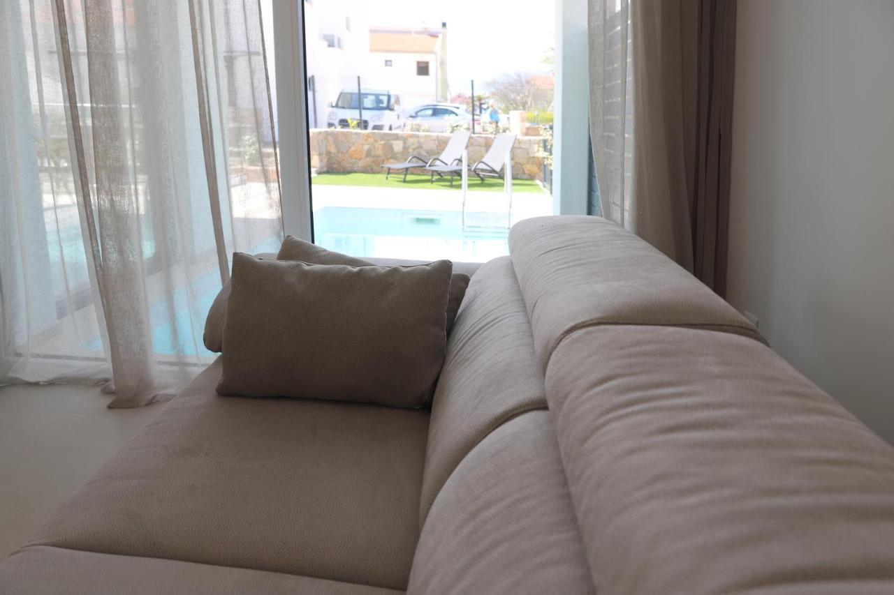 Brand New Apartment With Private Pool Njivice Exterior photo